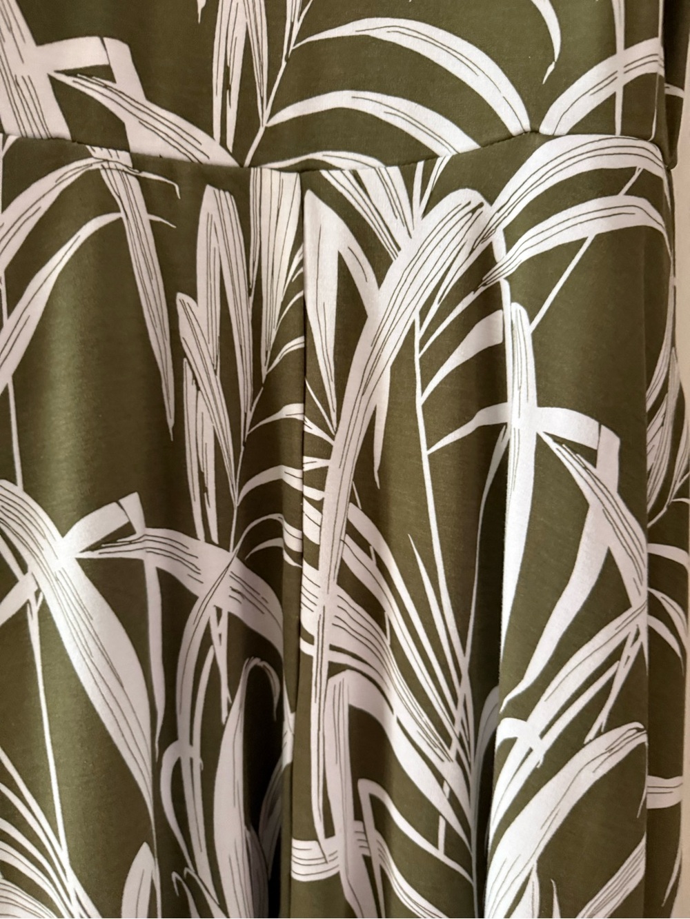 ALFANI Sleeveless Midi Dress Olive & White-Small (4/6) - Picture 4 of 10
